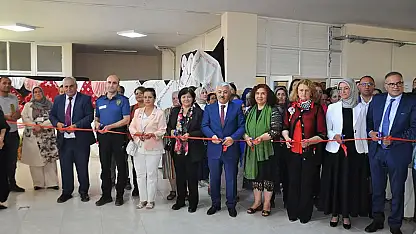 Akşehir'de el emeği göz nuru ürünler sergilendi