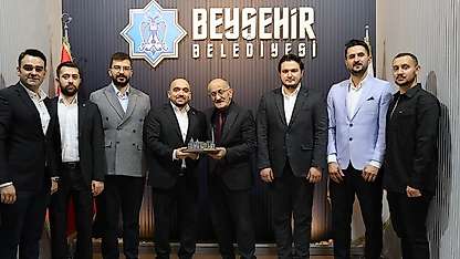 Bayındır: Gençlerimizin yanındayız