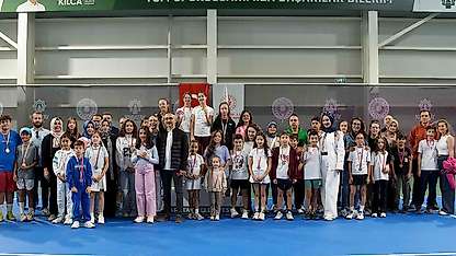 Karatay'da 29 Ekim Tenis Turnuvası sona erdi