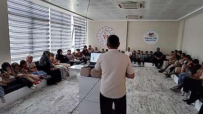 Konya'da gençler için önemli seminer!