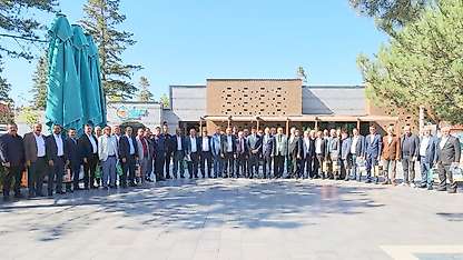 Konya Karapınar'da muhtarlarların mutlu günü