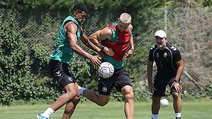 Konyaspor savunma ve hücum çalıştı