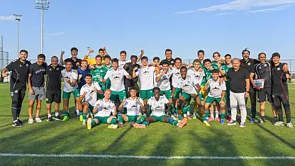 Konyaspor'un gençleri Rize'yi rahat geçti