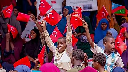 Somali'de Türkiye'ye destek gösterisi! Sokaklar Türk bayraklarıyla doldu