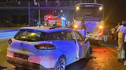 Alkollü otomobil sürücüsü servise çarptı: 6 yaralı