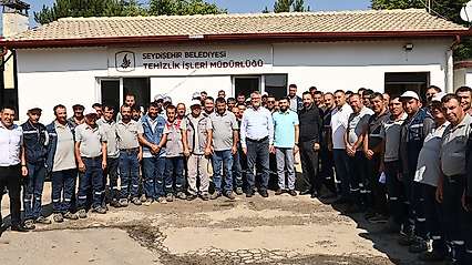 Başkan Ustaoğlu, mesai başlangıcını personeliyle yaptı