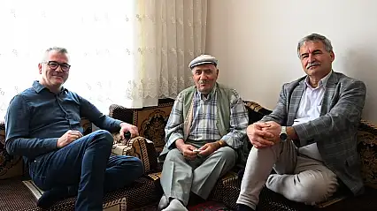 Başkan Ustaoğlu şehit babalarını unutmadı