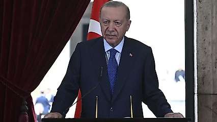 Cumhurbaşkanı Erdoğan: Milletimizin istiklaline kararlılıkla sahip çıkıyoruz