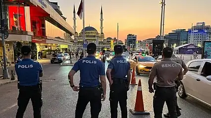 İstanbul'da gece boyu denetim: Aranan 351 şüpheli yakalandı