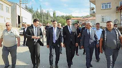Konya AK Parti Doğanhisar'da vatandaşla iç içe