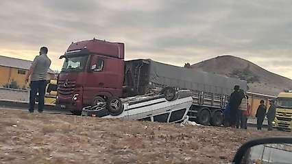 Konya'da çekici ile otomobil kazasında 1 yaralı