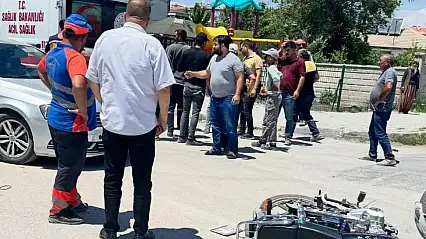 Konya'da korkutan çarpışma! Motosiklet beton mikserine böyle çarptı