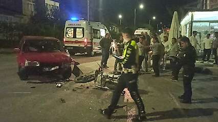 Konya'da otomobil ile motosiklet kazası, yaralılar var