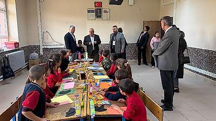 Konya'da Tepekent  İlkokulunda Bilim Şenliği yapıldı