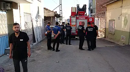 Malatya'da 5 büyüklüğündeki deprem paniğe neden oldu