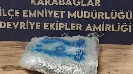 Polisten kaçtı, üzerinde 1 kilo 200 gram uyuşturucu çıktı