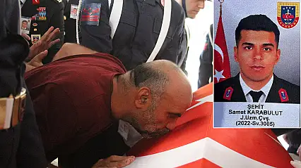 Şehit babası yürekleri dağladı! Tabuta koştu