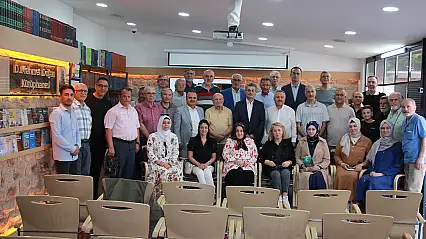 TYB Konya'da Divan-ı Kebir'deki 'Aşk' konuşuldu