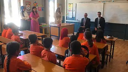 Yalıhüyük Kaymakamı kariyer günleri programında öğrencilerle buluştu