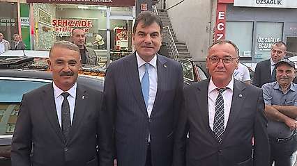 Yunak'ta siyasi buluşma! Heybet ve Erdem MHP'yi ziyaret etti