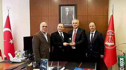 Yunak'lı STK'lardan Ankara'da 'hayırlı olsun' çıkarması