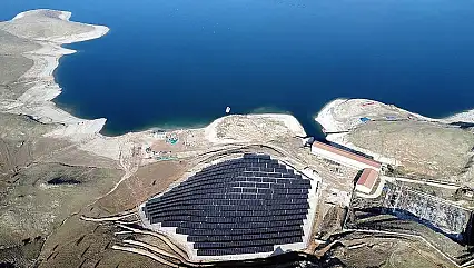 Türkiye'nin enerjideki yükselişi dikkat çekiyor