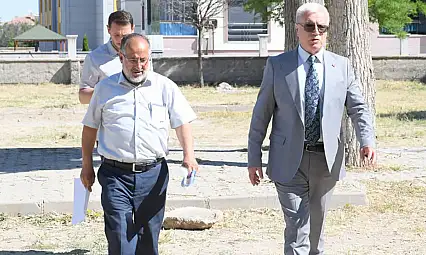 Başkan Sertdemir, Öğretmenevi Parkı'nı inceledi