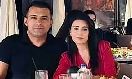 Boşanma aşamasındaki eşini kızının gözü önünde öldürdü