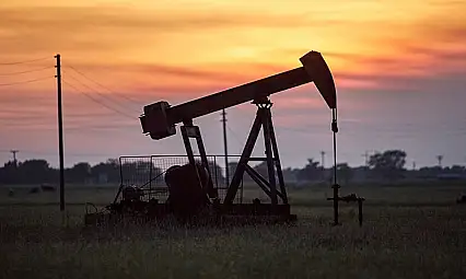 Brent petrolün varil fiyatı 107 doları geçti