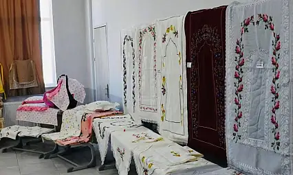 Karapınar'da el emeği göz nuru sergi