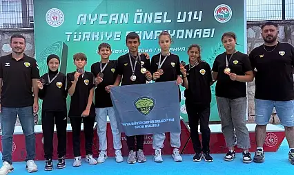 Konya Büyükşehir'den madalya yağmuru
