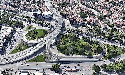 Konya'da sürücülere müjde! Yoğun kullanılan iki üst geçit yenilendi