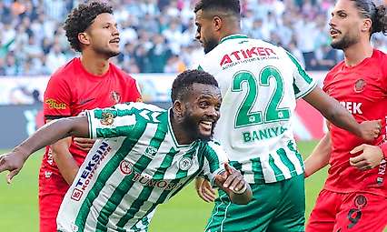 Konyaspor'un stoperi Awaziem: Gurur duyuyorum