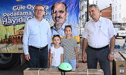 Seydişehir'de sabah namazına katılan çocuklara bisikletleri teslim edildi