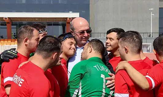 Down Sendromlu Futsal Milli Takımı Konya'da moral depoladı