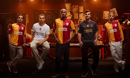 Galatasaray'ın yeni sezon formaları tanıtıldı