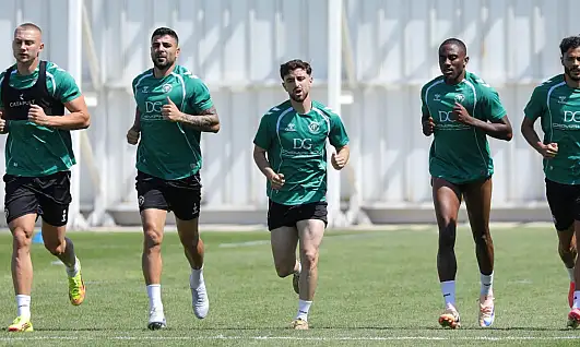 Konyaspor vedaya hazırlanıyor