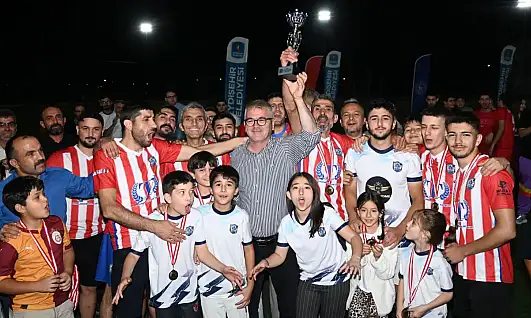 Kuran Spor şampiyonluğu kaptı