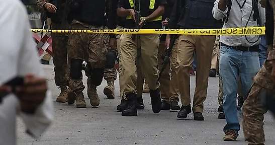 Pakistan'da cuma namazı sırasında patlama: 15 kişi hayatını kaybetti
