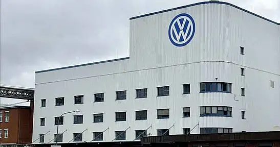 Uzmanlardan Volkswagen'in İsrail için silah üretmesinin uluslararası hukuku ihlal edeceği uyarısı