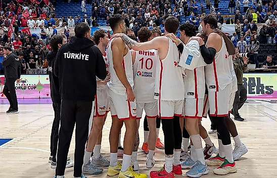 12 Dev Adam yükselişte