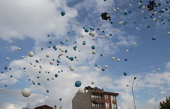 22 aylık mücadele zaferle bitti: Konya'da gökyüzü balonlarla doldu