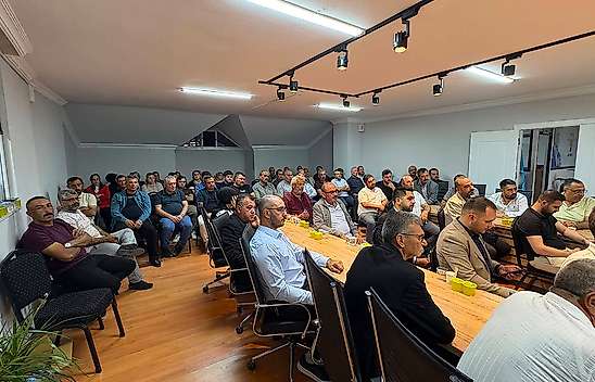 Akşehir AK Parti'de vefa mesajı! Eski yöneticiler unutulmadı
