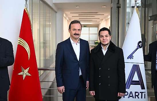 Anahtar Parti Meram İlçe Başkanlığına Mevlüt Kavaf atandı