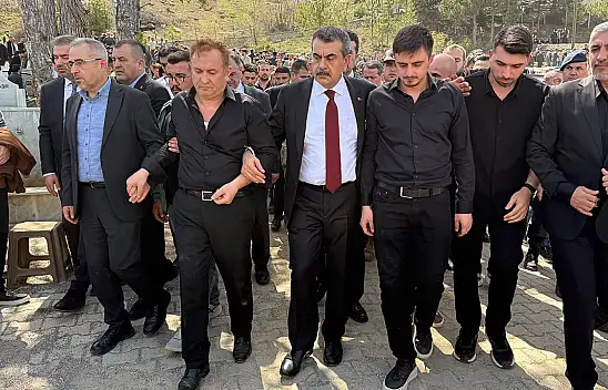 Ayla öğretmenin eşi: 'Gurur duyuyorum, buraya ev yaptıracaktık, cenazesi geldi'