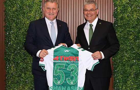 Bakan Bak'tan Konyaspor'a ziyaret