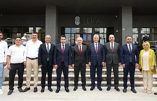 Bakan Bolat'tan Büyükşehir'e övgü