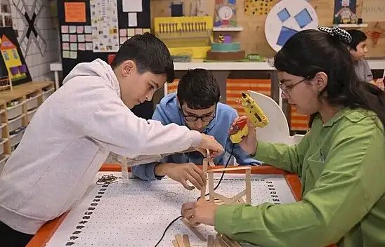 Bakan Kacır'dan öğrencilere yaz kampı çağrısı