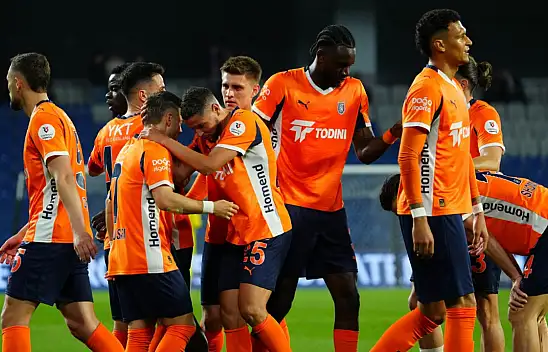 Başakşehir Avrupa için Konyaspor'u bekliyor!