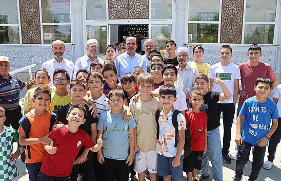 Başkan Altay'dan Selçuklu Merkez Camii Kur'an kursuna ziyaret